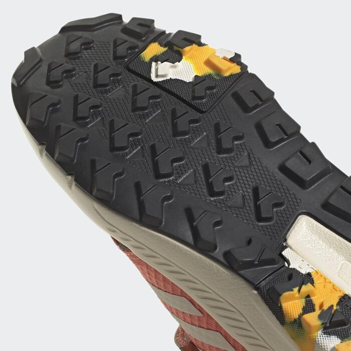 Кросівки трекінгові дитячі Adidas Terrex Trailmaker CF Coral Fusion/White/Gold (29 EU)