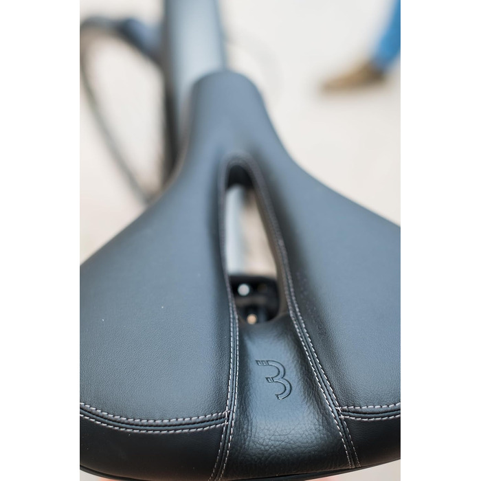 Анатомічне велосипедне сідло BBB Cycling SoftShape Relaxed BSD-125, універсальне, комфортне