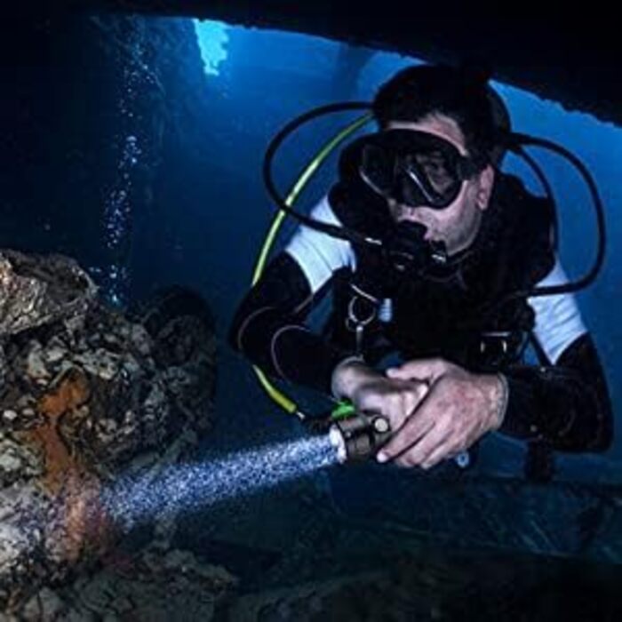 Ліхтар підводний WholeFire PM70 10000 люменів, 150м, IPX8, 4000mAh, для дайвінгу та підводного спорту