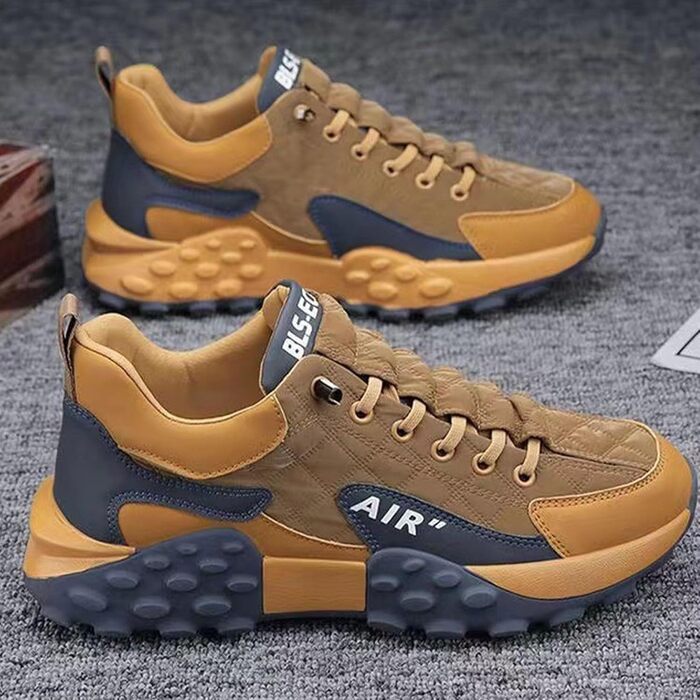 Чоловічі кросівки для спорту та прогулянок. Дихаючі, з антиковзкою підошвою, легкі. Білий колір (44 EU, Коричневий)