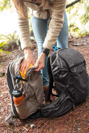 Гідраторний рюкзак CamelBak Rim Runner 22, 2.5 л, для походів, вугілля/графіт