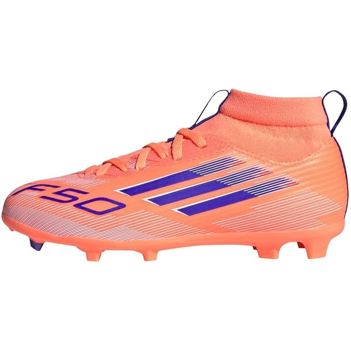 Дитячі футбольні бутси adidas F50 League Mid для гри на твердих та універсальних майданчиках (38 EU, Beam Orange/Lucid Blue/Cloud White)