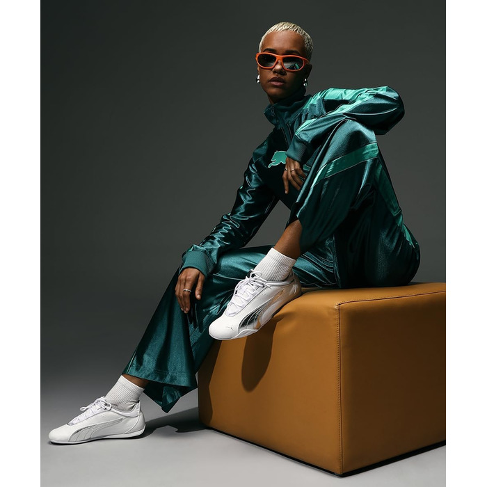 Жіночі снікери Puma Catch Soleil Metallic — біло-сріблясті, розмір 41 EU
