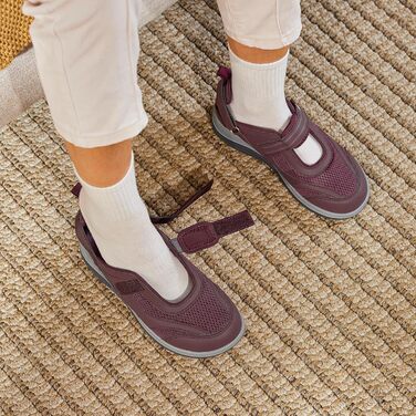 Стрічки FitVille для жінок, літні сандалії для догляду за ногами, Mary Jane з липучкою, широка модель, 35.5 EU, бордовий колір