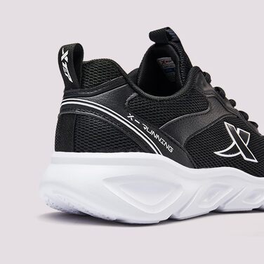 Чоловічі кросівки XTEP для бігу та відпочинку, літні, сітка, амортизація, 43 EU, білий та чорний