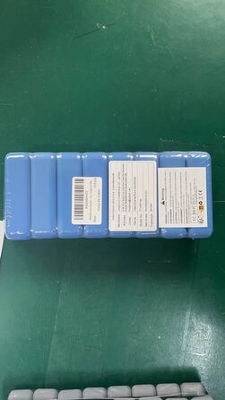 Набір манжет на зап'ястя з регульованою вагою 2 шт. (0.45 кг) для фітнесу, йоги, пілатесу, для жінок та чоловіків, синій