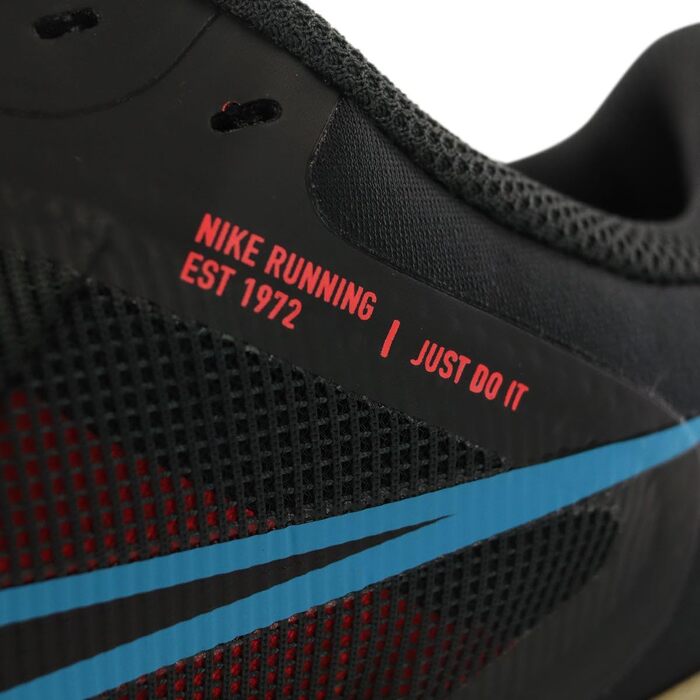 Чоловічі кросівки Nike Downshifter 12 (темно-сірий/хакі/червоний/синій), розмір 42 EU