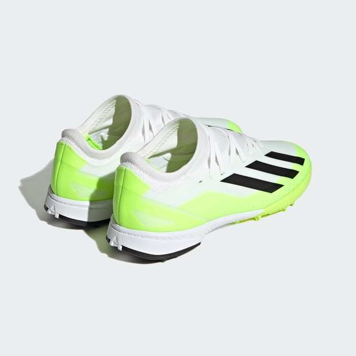 Футбольні бутси Adidas Predator Mania для чоловіків, чорно-червоні, розмір 36 2/3 EU