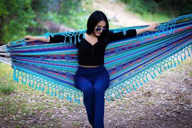 Гамак Boho Klassische з китицями, ручної роботи, водостійкий для дому та саду (Quilotoa Blaugrün) - для тераси, веранди, заднього двору