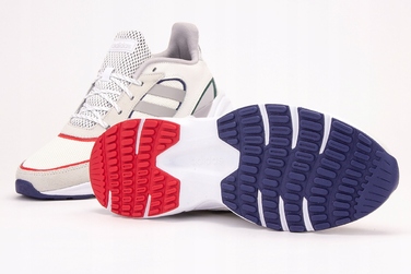 Чоловічі спортивні кросівки Adidas EG8401, розмір 43 1/3