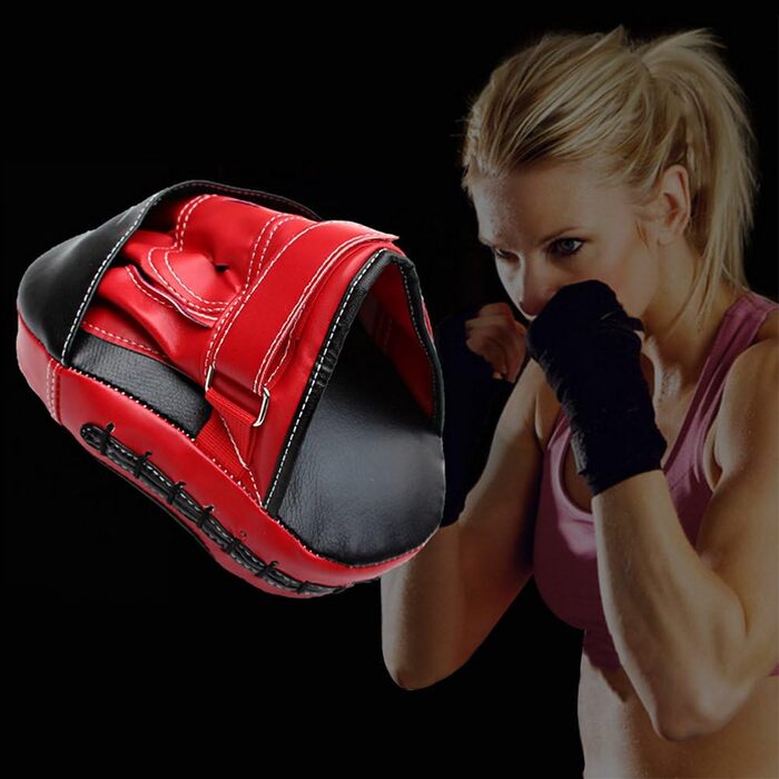 Набір рукавичок для тренувань Queta Pratzen: кікбоксинг, бокс, муай-тай, карате, тхеквондо