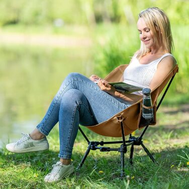 Зручний складаний стілець для кемпінгу Alpinez: легкий, регульований по висоті, компактний | стілець для риболовлі, пляжний стілець з ніжками-кнопками, зелений (бежевий)