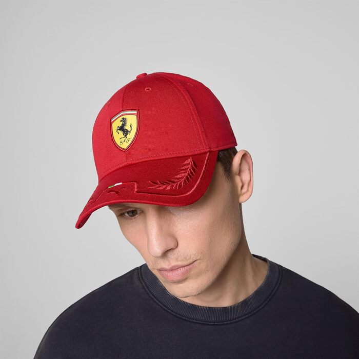 Кепка PUMA Scuderia Ferrari F1 з італійськими смугами - Червона - Універсальний розмір
