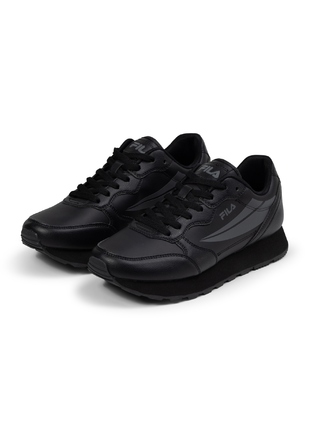 Чоловічі спортивні кросівки Fila Hypert, р. 43 — модні, зручні та легкі