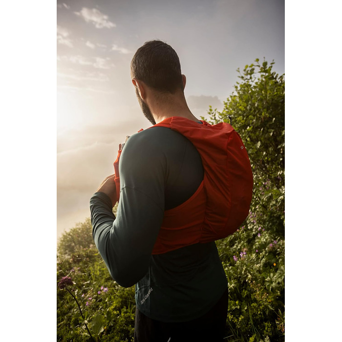 Гідраційний жилет SALOMON ADV Hydra Vest 8 для бігу та хайкінгу, унісекс, комфорт та стабільність, швидкий доступ до води, червоний, розмір L