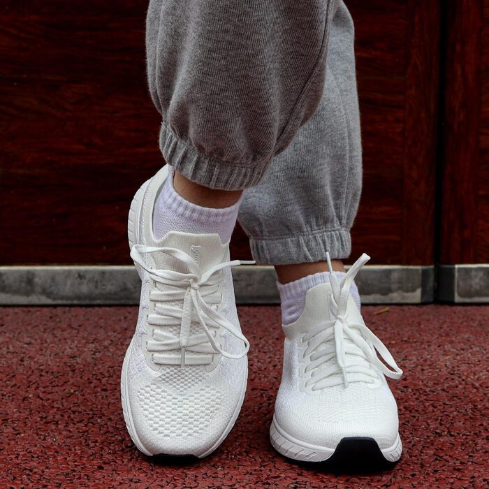 Жіночі спортивні кросівки для бігу та повсякденного носіння, білі, 42 EU