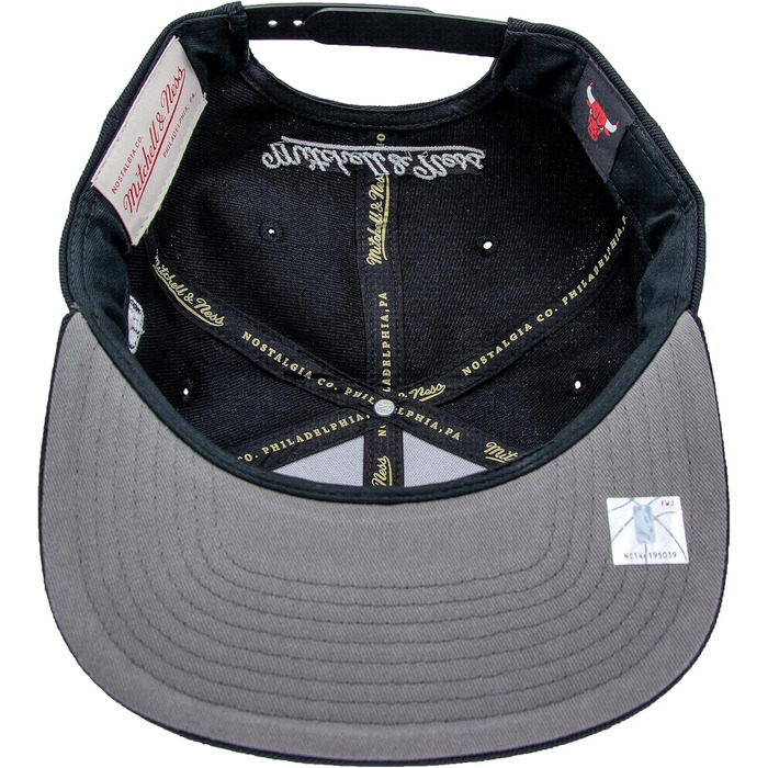 Кепка Mitchell & Ness NBA Chicago Bulls Snapback чорна