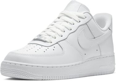 Кросівки Nike Air Force 1 для жінок, білі, розмір 38.5 EU