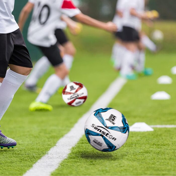 М'яч для футболу Senston з насосом, Soft-Touch, розмір 4/5 для трави та штучного покриття, тренування, початківці, сім'я та відпочинок, білий/синій