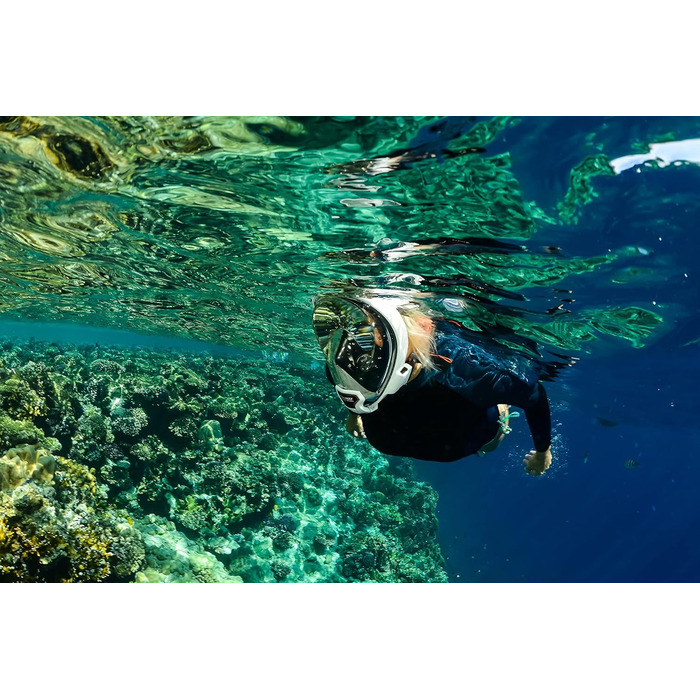 Повнолицьева маска для снорклінгу OCEAN REEF Aria QR з трубкою, біла (L/XL) - панорамний огляд 180°