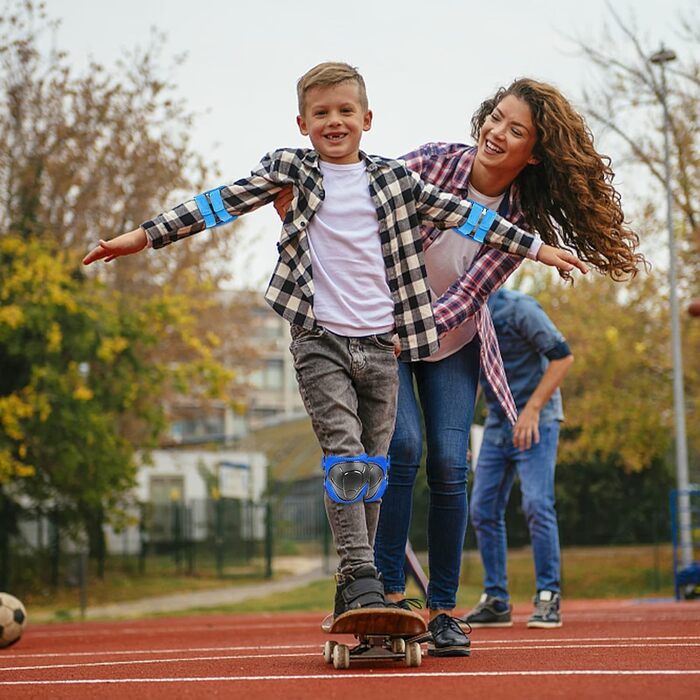Набір захисту для катання на роликах та скейтборді Choneret 6er: наколінники, налокітники, рукавички. Розміри M, M, L. Колір: зелений, синій