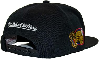 Кепка Mitchell & Ness NBA Top Spot Snapback Chicago Bulls, чорний колір, універсальний розмір