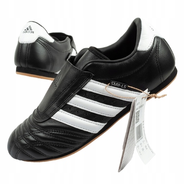Кросівки Adidas Originals Taekwondo, чорні, JQ4775, р. 40 2/3
