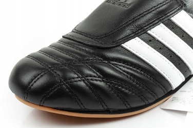 Кросівки Adidas Originals Taekwondo, чорні, JQ4775, р. 40 2/3