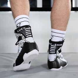 колір: чорний