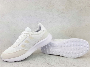 Жіночі кросівки Adidas Run 70s Retro Classic (HR0295)