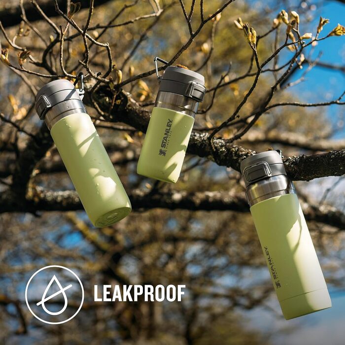 Термобутилка Stanley Quick Flip з нержавіючої сталі, 7+ годин холоду, BPA-free, герметична, для води, з кришкою-дозатором, придатна для миття в посудомийній машині