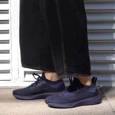 Чоловічі кросівки для бігу та занять спортом: легкі, дихаючі, модель Slip-on, колір - темно-синій, розмір 42 EU