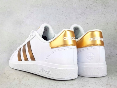 Жіночі спортивні кросівки Adidas GY2578, розмір 38 2/3