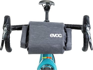 Велосумка на кермо EVOC HANDLEBAR PACK BOA, 2,5/5 л, водонепроникна, з BOA FIT SYSTEM, швидкий доступ з обох боків, карбонова сіра, для велосипеда