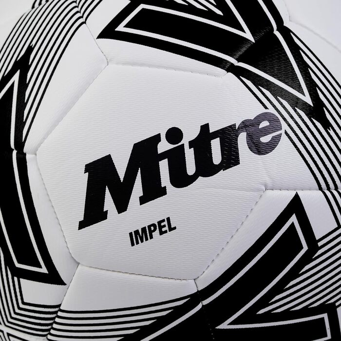 Футбольний м'яч Mitre Impel L30P біло-чорний, зносостійкий та стійкий до деформації
