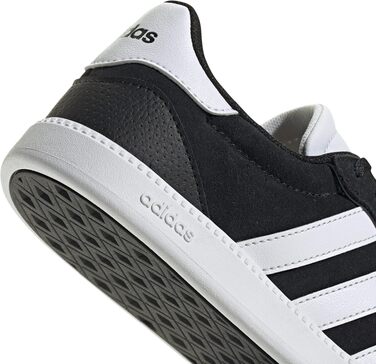 Жіночі кросівки adidas Breaknet Sleek Core Black Ftwr White, розмір 40 EU