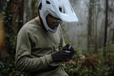 Шолом велосипедний POC Axion Race MIPS, L (59-62 см), Hydrogen White/Uranium Black Matt