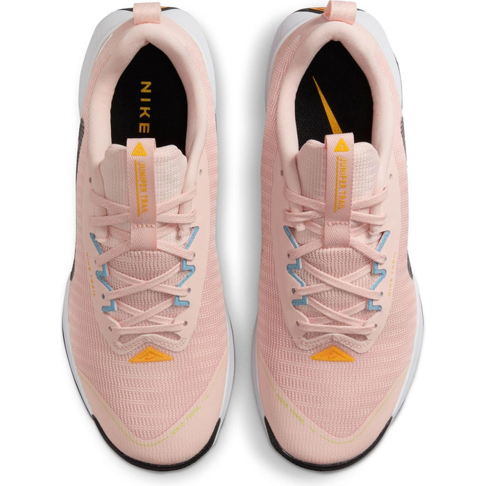 Nike Juniper Trail 3 - жіночі трейлраннінгові кросівки Washed Coral/Phantom/Gold