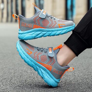 Дитячі кросівки для хлопчиків та дівчаток. Сірі, з клямками, для залу, бігу, фітнесу, вулиці. Легкі, дихаючі, Mesh. 30 EU