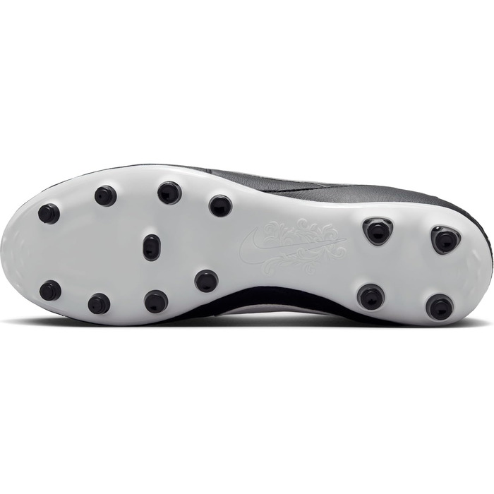 Кросівки футбольні Nike Premier 3 SG-Pro Anti-Clog Traction чорно-білі 42.5 EU