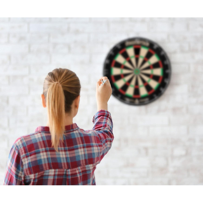 Stagecaptain DBS-1715 Bullseye Pro – професійна дартс-мішень із сизалю з дротами, 6 дротиками та 4 наборами оперень