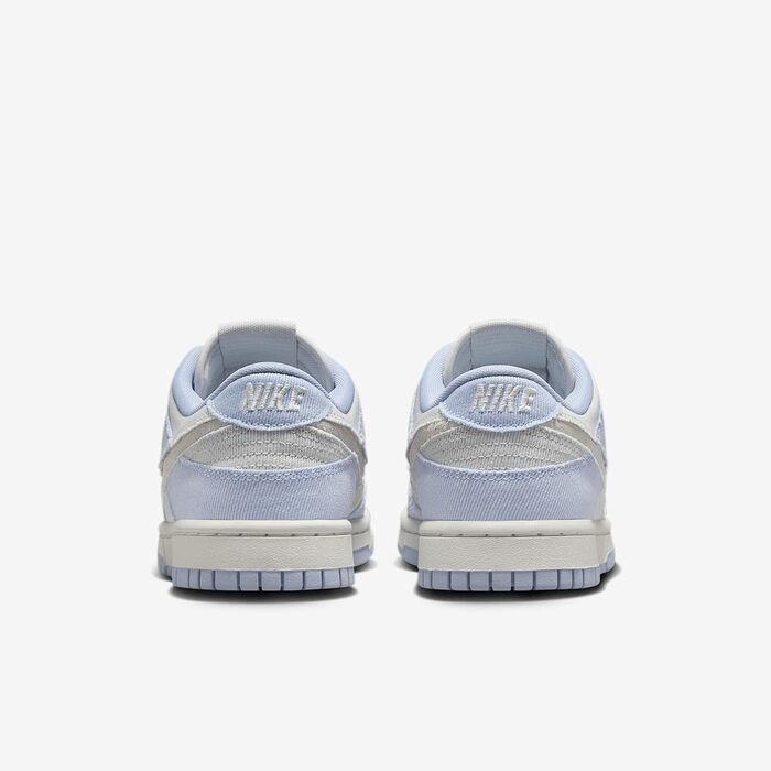 Кросівки Nike Dunk Low для жінок, біло-чорні (37.5 EU, Ghost Summit White Platinum Tint)