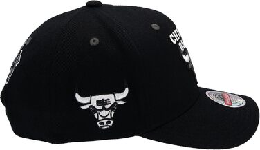 Кепка Mitchell & Ness Chicago Bulls Classic Red Snapback, чорна, універсальний розмір