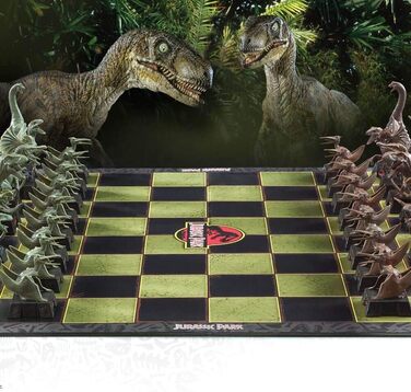 Шахи Jurassic Park – тематичний набір шахів з фігурами динозаврів, сувенірний подарунок для фанатів Юрського періоду
