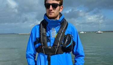 Рятувальний жилет Spinlock Deckvest LITE чорний, легкий, ультракомпактний, зручний дизайн, страховий пояс