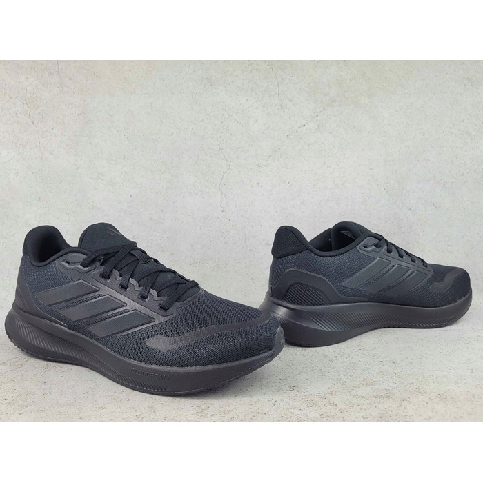 Жіночі спортивні кросівки Adidas RUNFALCON, розмір 38