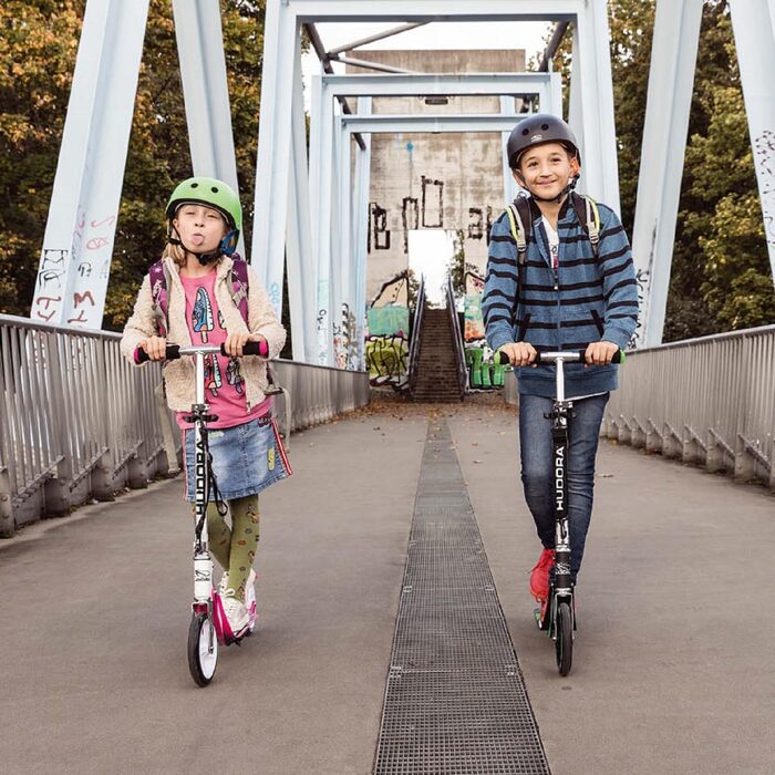 Самокат HUDORA BigWheel 205 для дітей і дорослих, складаний, регульована висота, до 100 кг, з тросовим замком і ременем для перенесення, для міста, від 6 років