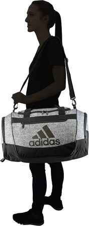 adidas Defender 3 спортивна сумка (малий розмір), водостійка дорожня сумка для тренувань та подорожей