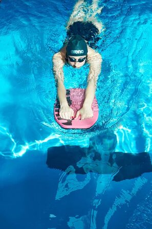 Плавальна дошка arena Kickboard для басейну, EVA, 39x30 см, рожева, з отворами для хвату, тренувальний інвентар, без ПВХ