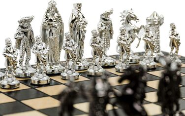 Розкішні шахи «Середньовіччя» Silver Edition 40 см — металеві шахові фігури та велика декоративна дерев'яна дошка